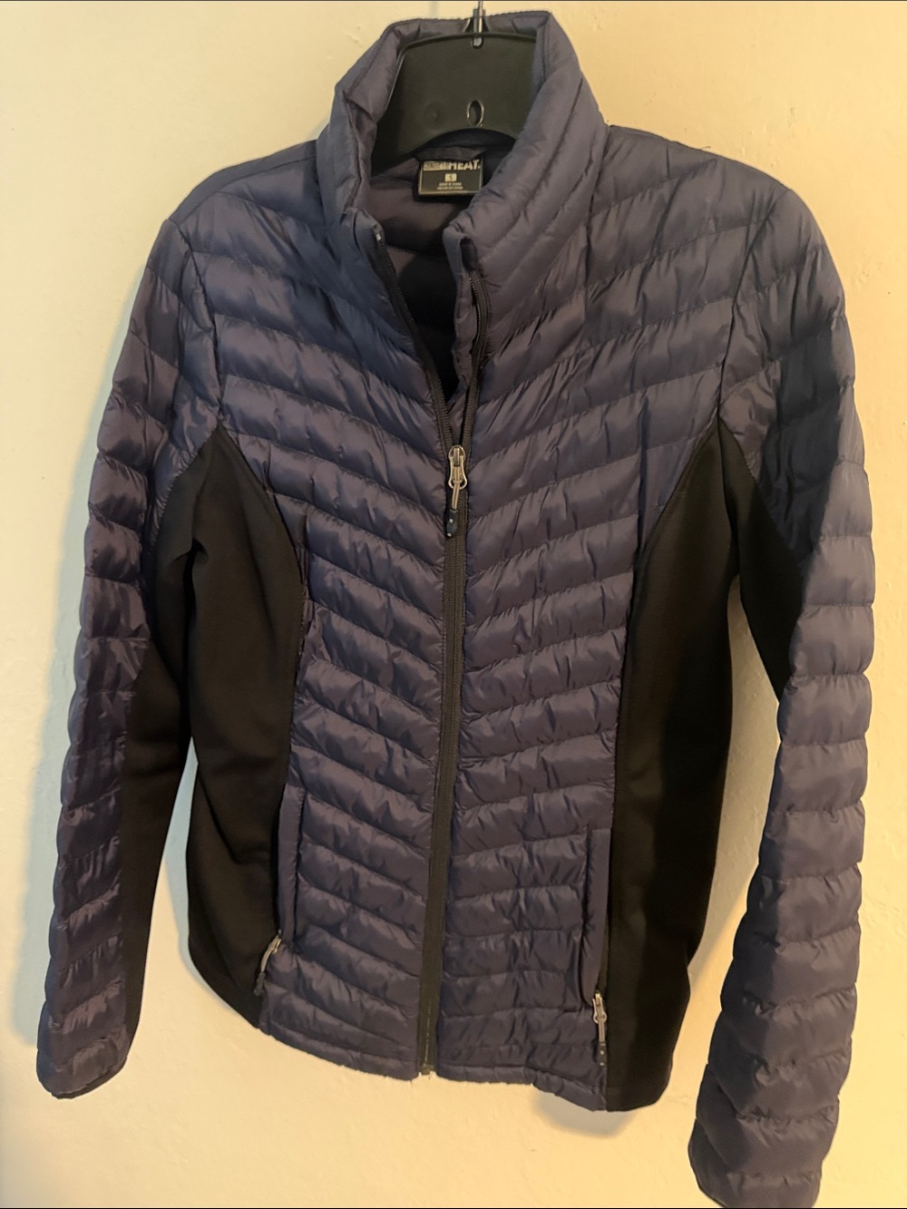 32 Degrees Navy and Black Quilted Hybrid Puffer Jacket